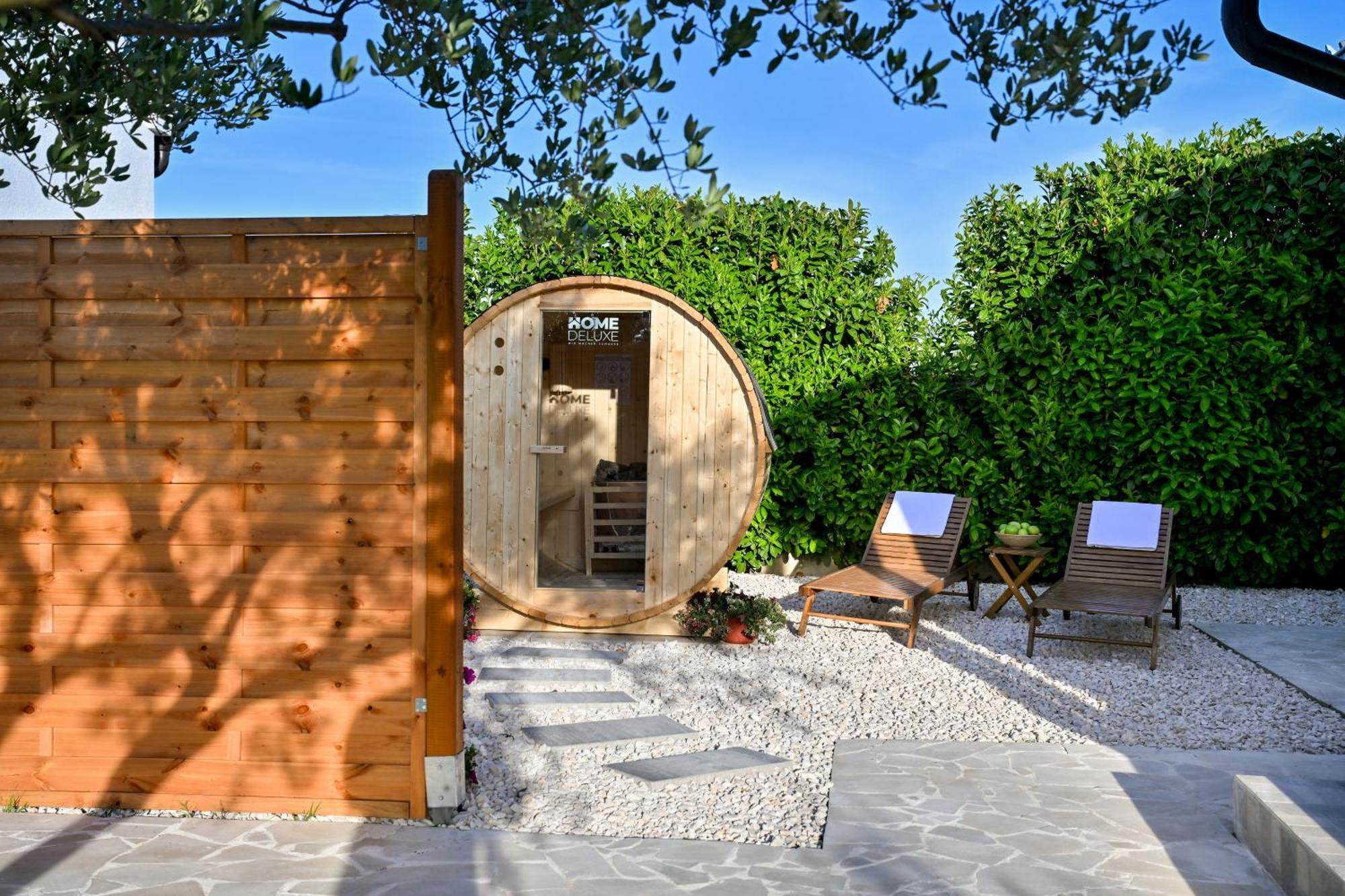 Holiday Home Aprilis With Pool, Jacuzzi And Sauna Galovac  Eksteriør bilde