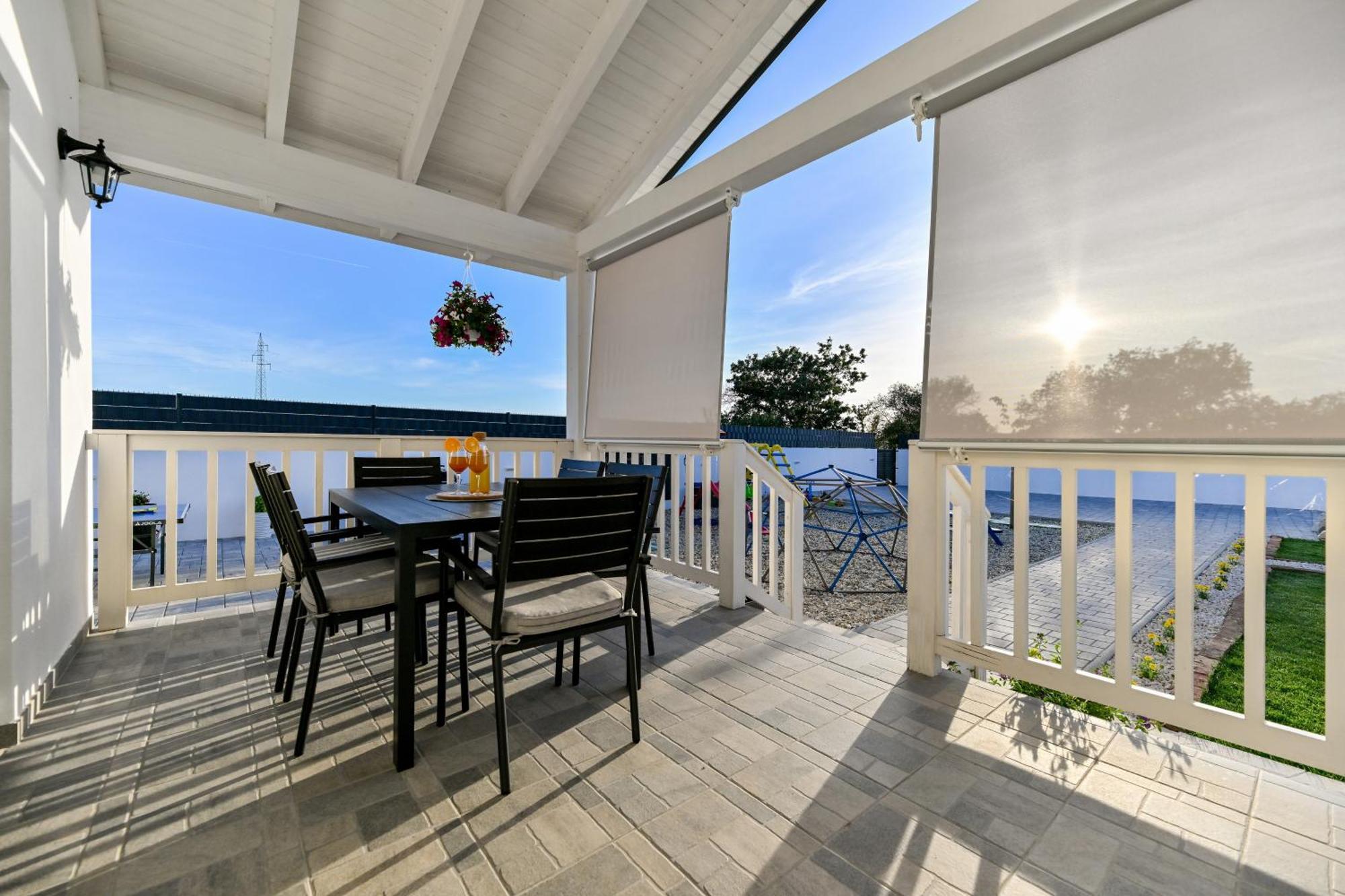 Holiday Home Aprilis With Pool, Jacuzzi And Sauna Galovac  Eksteriør bilde