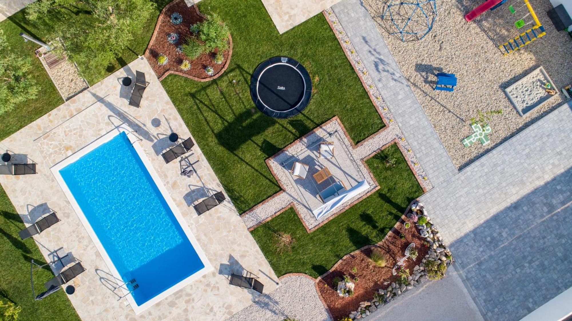 Holiday Home Aprilis With Pool, Jacuzzi And Sauna Galovac  Eksteriør bilde