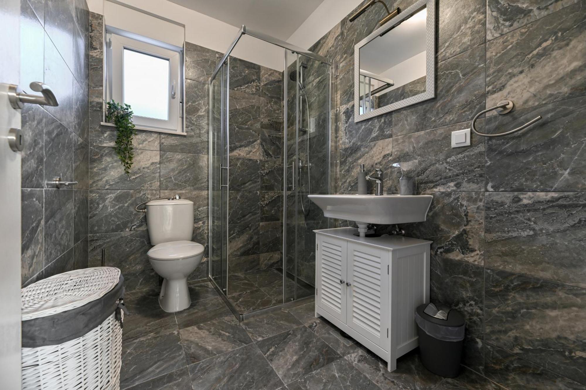 Holiday Home Aprilis With Pool, Jacuzzi And Sauna Galovac  Eksteriør bilde